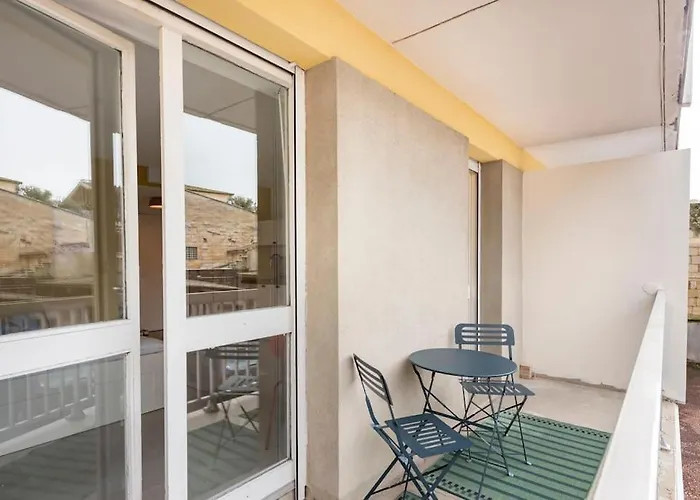 Hyper-centre Avec Parking Appartement