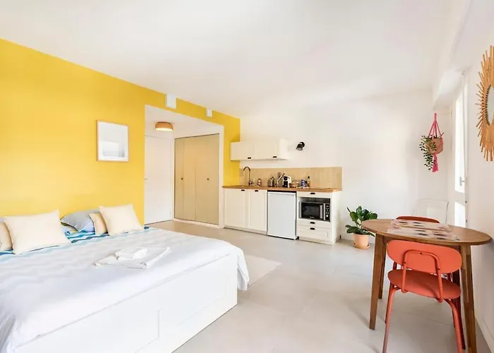 Hyper-centre Avec Parking Libourne